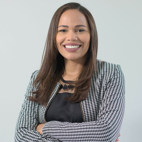 Simone Santos Norbim Gomes
